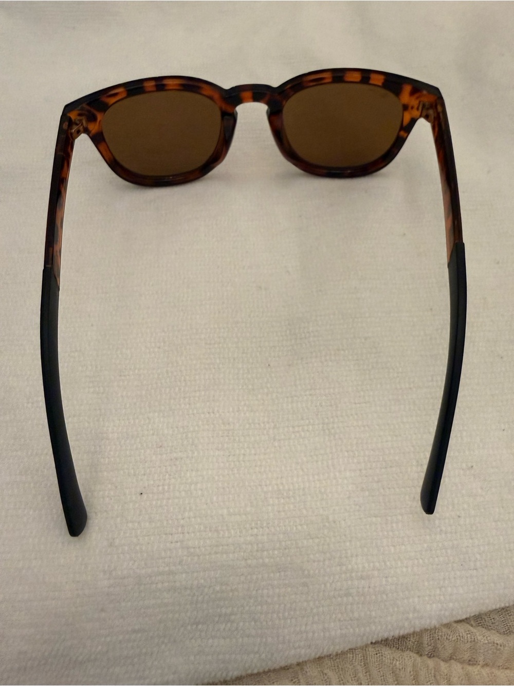 Maui Jim women’s Tortoiseshell Sunglasses with Brown Lenses - Picture 4 of 9